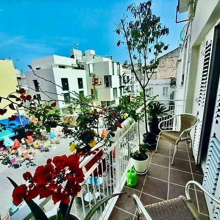 Times Square - Private And Apartmán